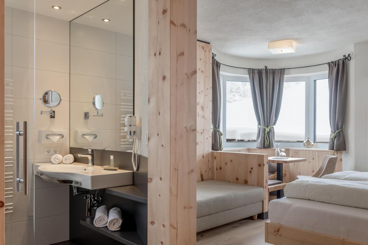 Hotel Garni Pirchhuett Obergurgl Dış mekan fotoğraf